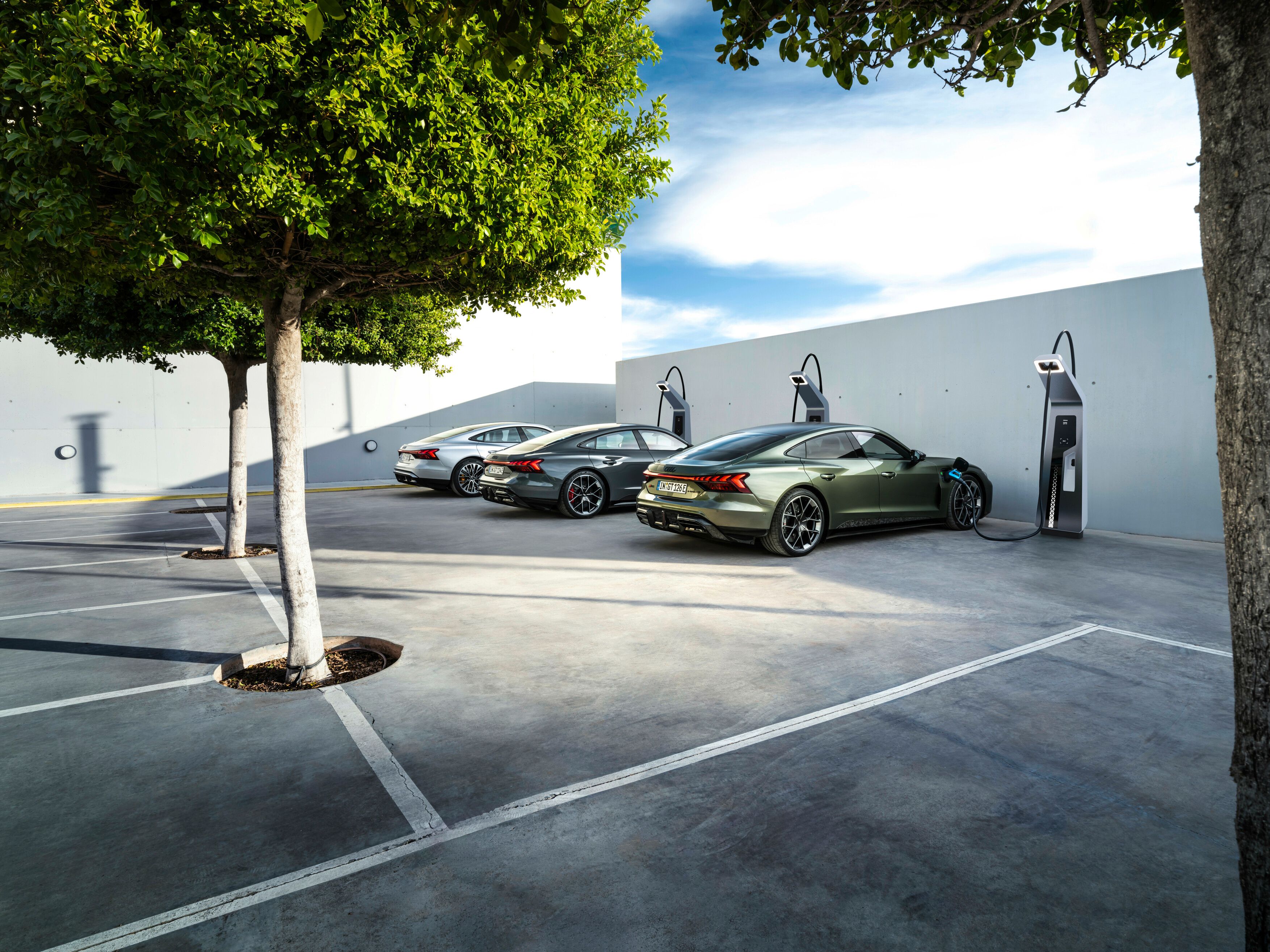 Audi modells charging